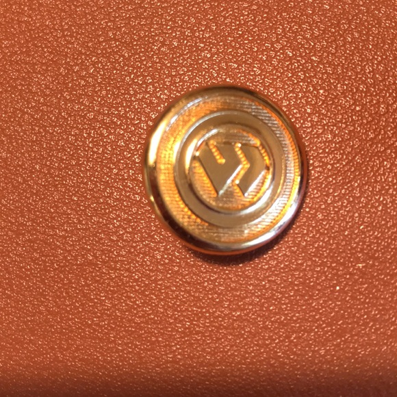 Blazer Buttons - Picture 5 of 7